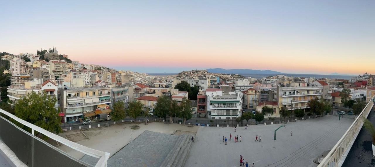 George & Nia'S Apartment Kavala Exterior photo